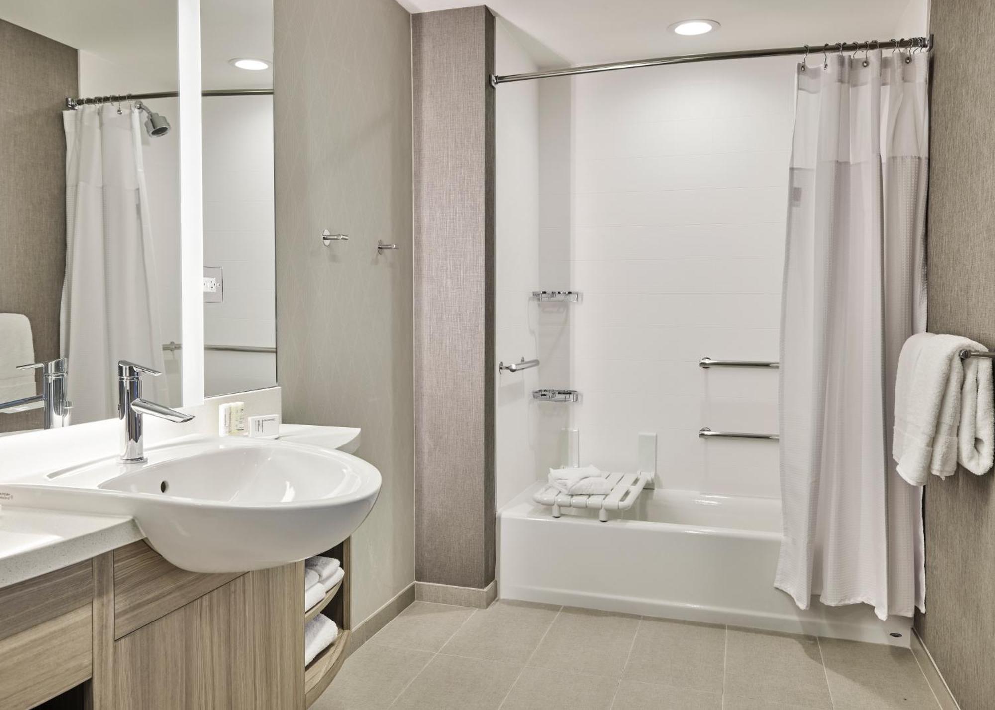 Springhill Suites By Marriott Chicago Chinatown Eksteriør billede