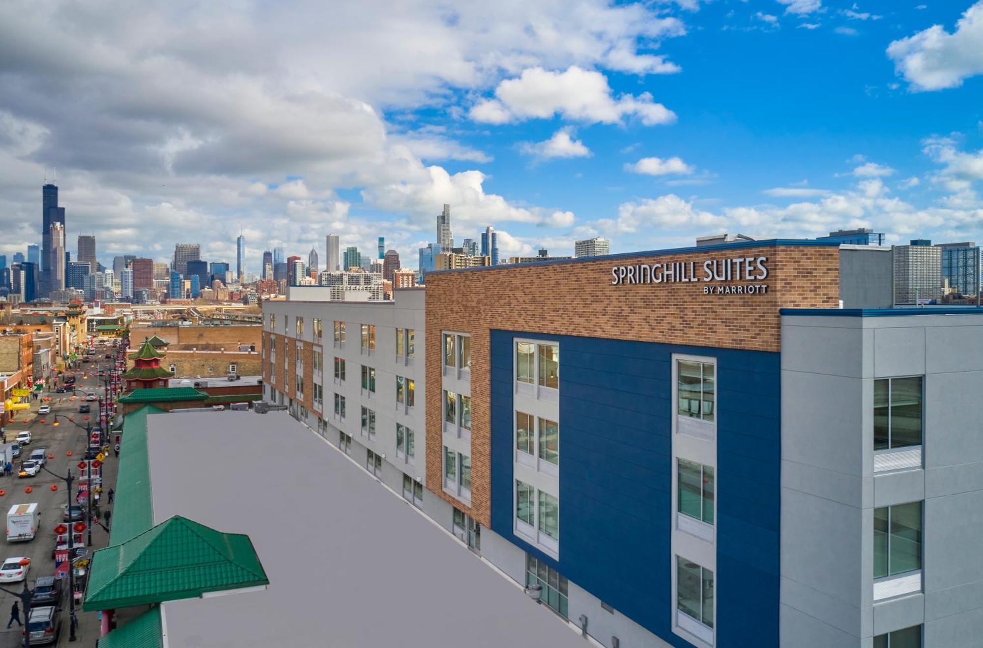 Springhill Suites By Marriott Chicago Chinatown Eksteriør billede