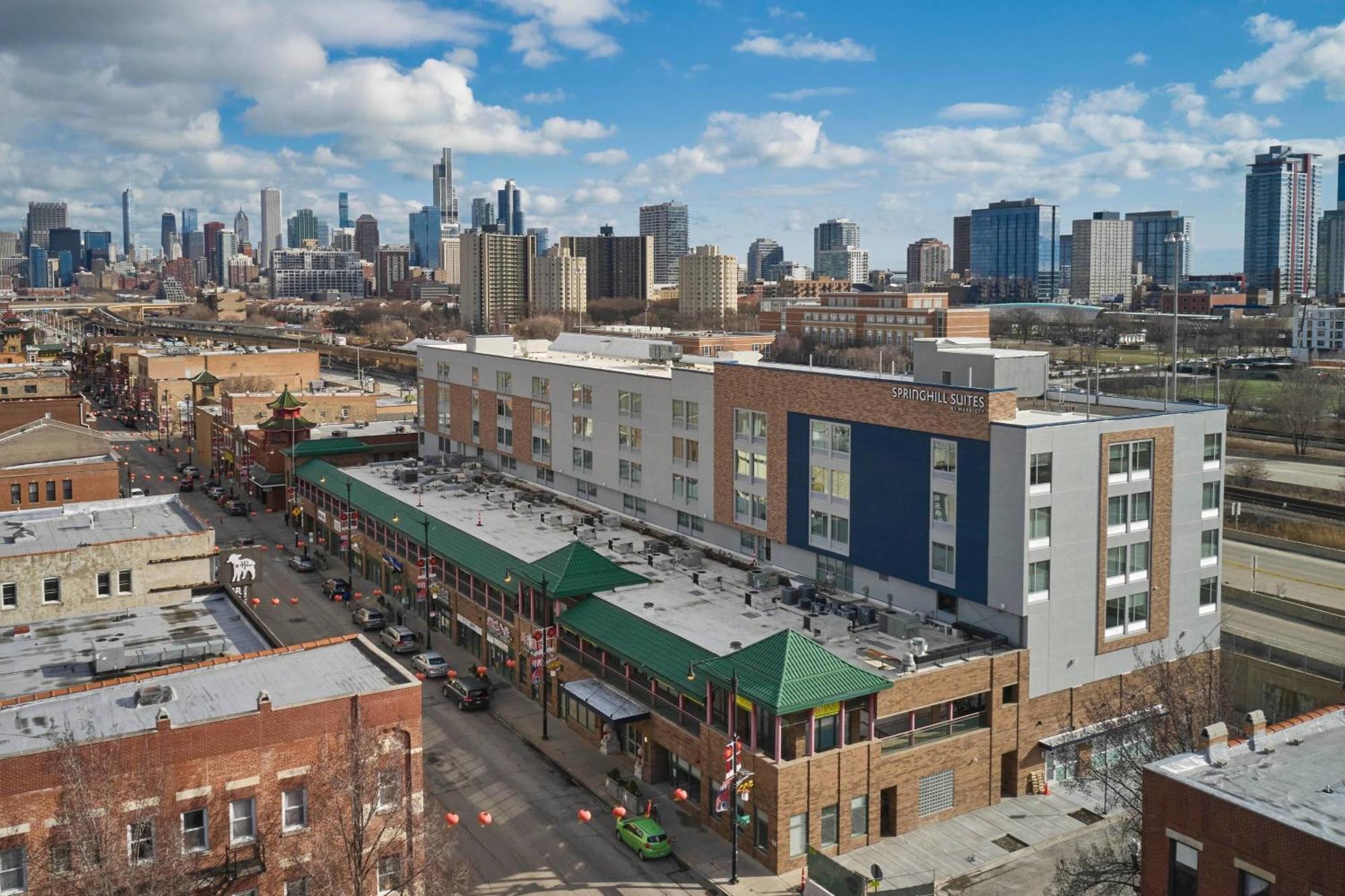 Springhill Suites By Marriott Chicago Chinatown Eksteriør billede